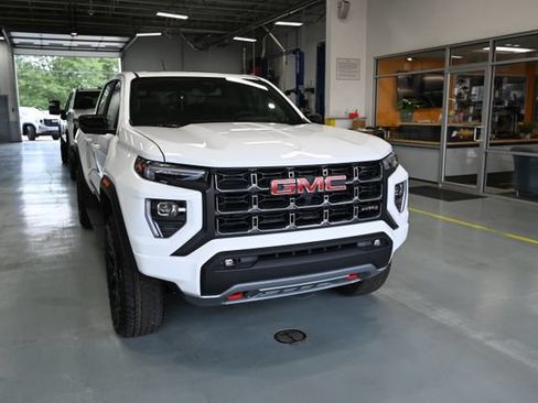 New 2026 GMC Canyon AT4 w/ Technology Plus Package AWD/4WD image 3