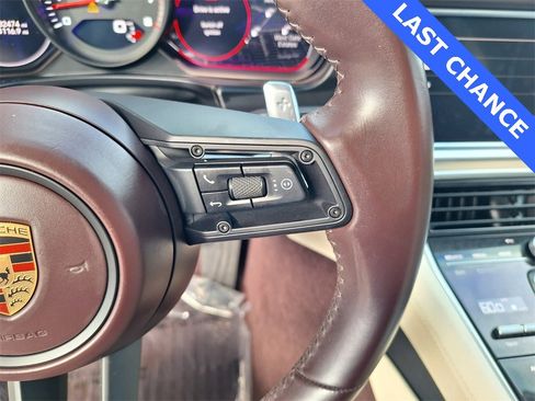 Used 2023 Porsche Panamera 4 Platinum Edition image 22