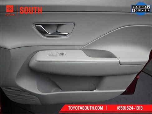 Used 2024 Hyundai Kona Limited image 29