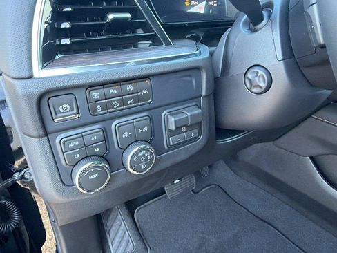 New 2026 Chevrolet Suburban Premier AWD/4WD image 22