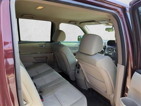 Used 2015 Honda Pilot LX image 22