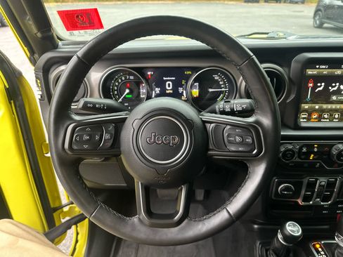 Used 2023 Jeep Wrangler Unlimited w/ Cold Weather Group image 25