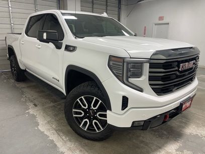 Used 2023 GMC Sierra 1500 AT4 w/ AT4 Premium Package