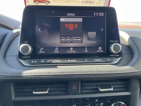 Certified 2023 Nissan Rogue S image 14