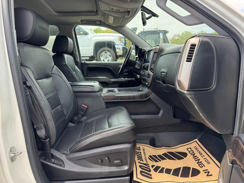 Used 2015 GMC Sierra 1500 Denali AWD/4WD image 18