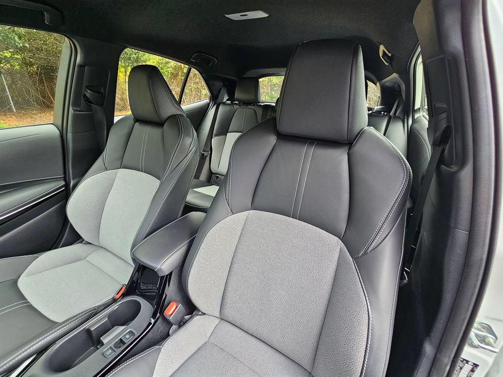 Used 2025 Toyota Corolla XSE FWD image 21