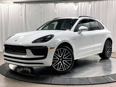 New 2026 Porsche Macan image 1