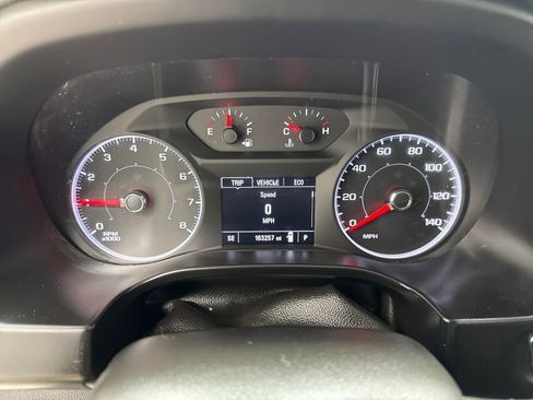 Used 2019 GMC Acadia SLE image 23