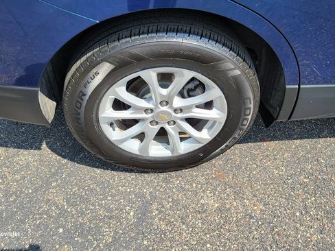 Used 2019 Chevrolet Equinox LT w/ Driver Convenience Package FWD image 13