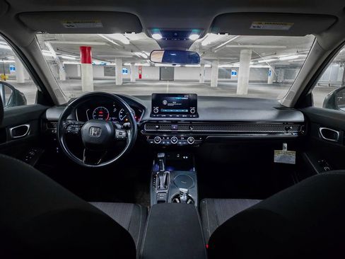 Certified 2023 Honda Civic EX image 3