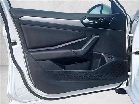 Used 2019 Volkswagen Jetta S FWD image 18