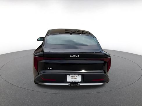 Used 2025 Kia K4 FWD image 12