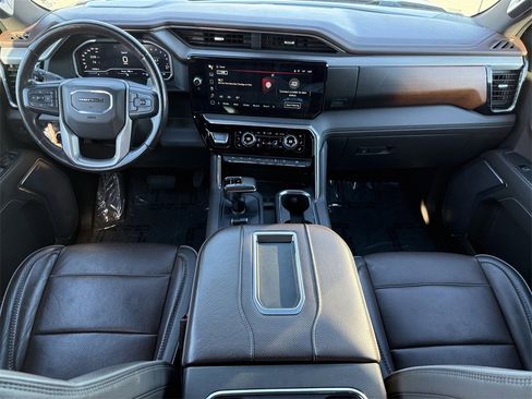Used 2022 GMC Sierra 1500 Denali w/ Technology Package image 12