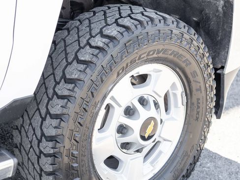 Used 2018 Chevrolet Silverado 2500 W/T w/ WT Fleet Convenience Package AWD/4WD image 12