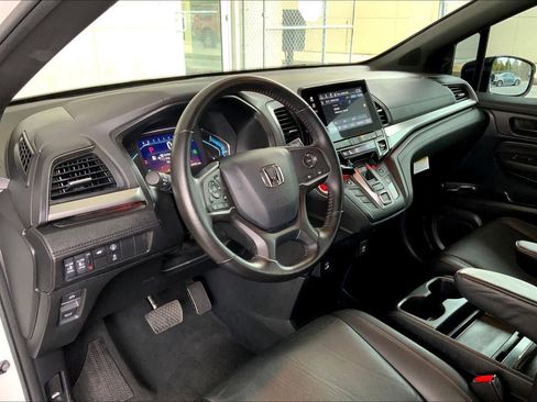 Used 2023 Honda Odyssey Sport image 36