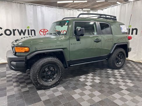 Used 2011 Toyota FJ Cruiser 4WD w/ Trail Teams Special Edition image 4