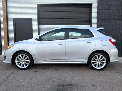 Used 2009 Toyota Matrix XRS FWD image 6