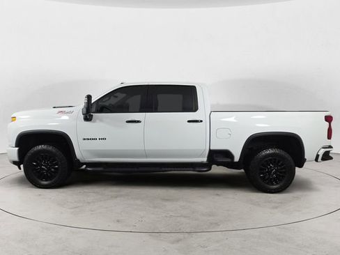 Used 2023 Chevrolet Silverado 3500 LTZ w/ LTZ Plus Package AWD/4WD image 2