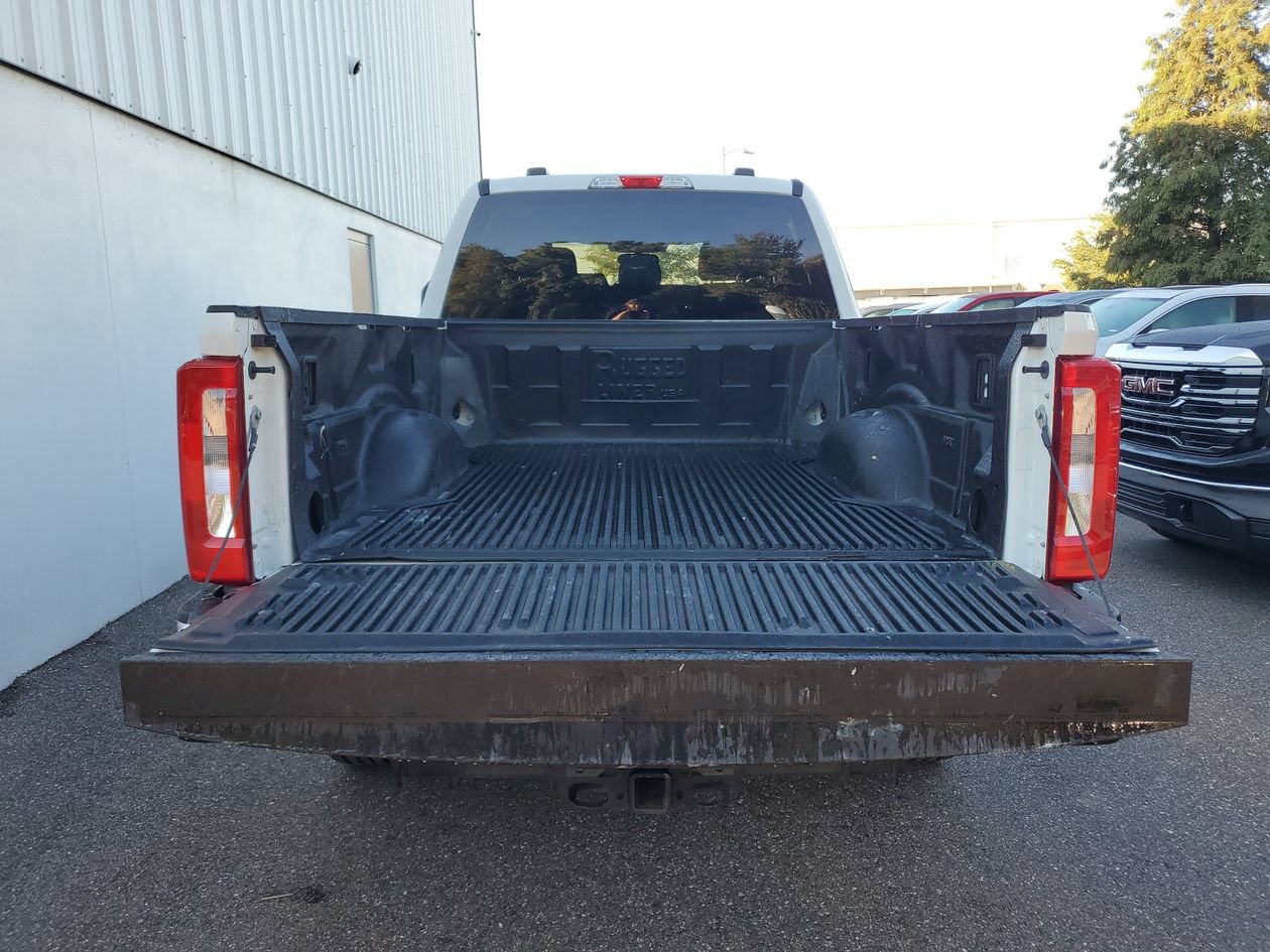 Used 2025 Ford F250 XLT AWD/4WD image 9