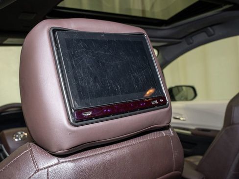 Used 2022 Toyota Sienna Platinum image 11