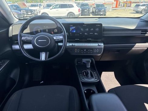 Used 2024 Hyundai Kona SEL AWD/4WD image 13