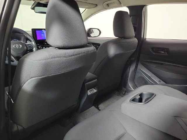 Used 2024 Toyota Corolla LE w/ LE Convenience Package FWD image 11