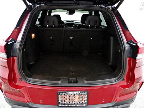 Used 2021 Chevrolet TrailBlazer RS w/ Sun and Liftgate Package image 7