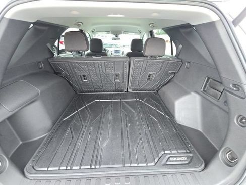 Used 2024 Chevrolet Equinox LT w/ LPO, Floor Liner Package FWD image 13
