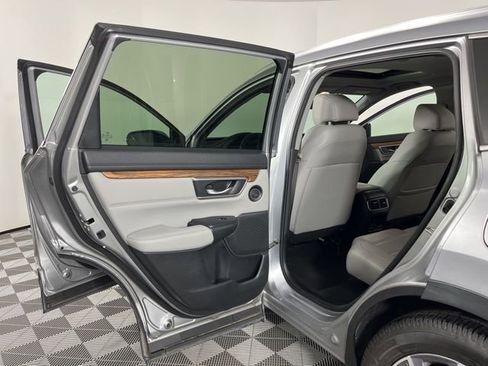 Used 2020 Honda CR-V Touring image 42