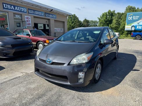 Used 2010 Toyota Prius FWD image 2