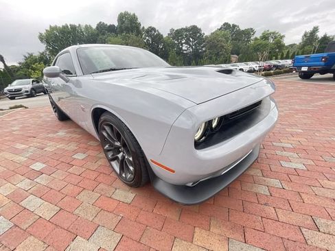 Used 2021 Dodge Challenger R/T Scat Pack RWD image 38
