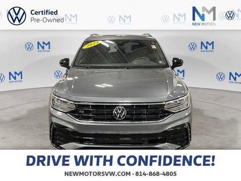 Used 2024 Volkswagen Tiguan SE R-Line image 8