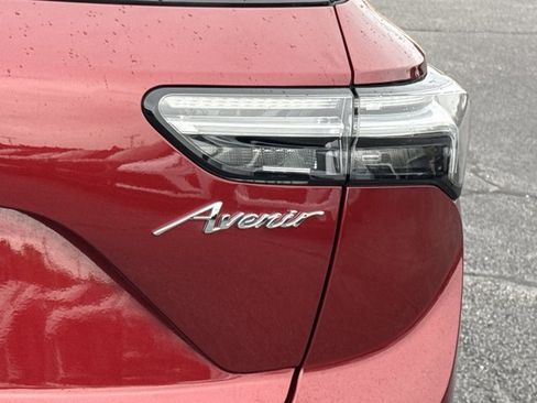 Used 2023 Buick Envision Avenir AWD/4WD image 11