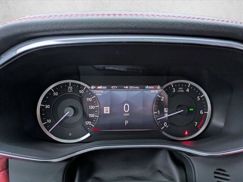 Used 2023 Jaguar F-PACE R-Dynamic S image 11