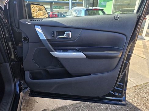 Used 2011 Ford Edge SE w/ 101A Rapid Spec Order Code image 13