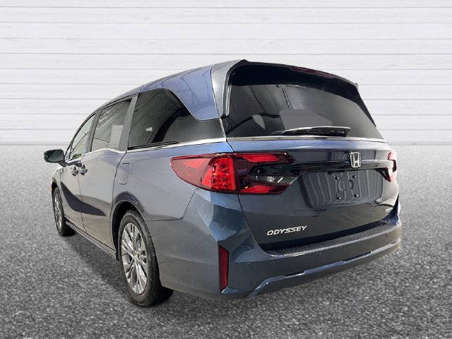 New 2027 Honda Odyssey Touring image 3