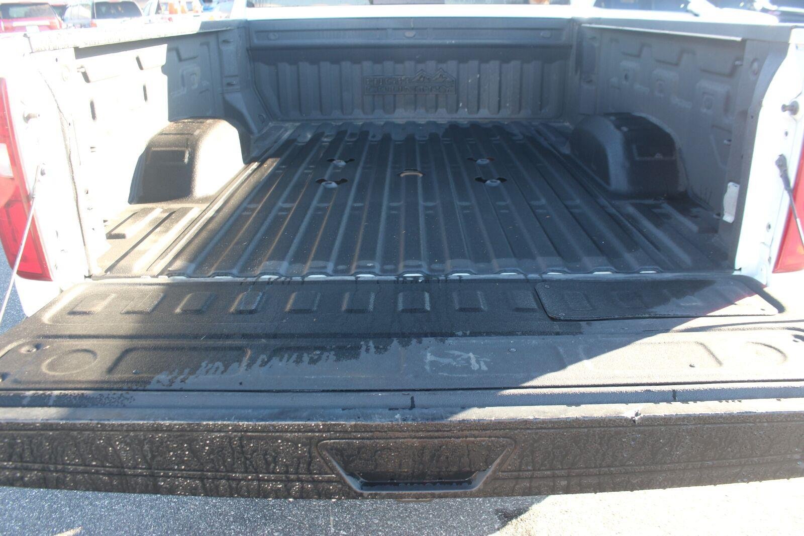 Used 2021 Chevrolet Silverado 2500 High Country AWD/4WD image 13