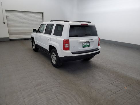 Used 2017 Jeep Patriot Sport w/ Power Value Group AWD/4WD image 5