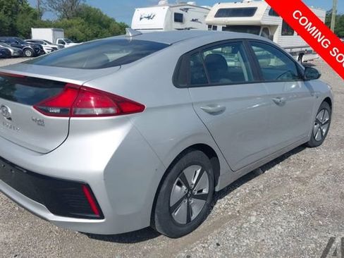 Used 2018 Hyundai Ioniq Blue FWD image 4