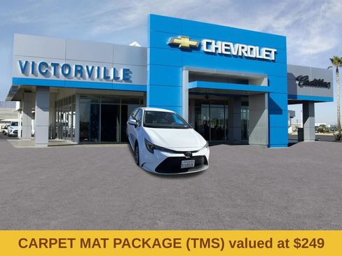 Used 2021 Toyota Corolla LE w/ Carpet Mat Package (TMS) FWD image 3