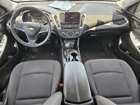 Used 2024 Chevrolet Malibu LT FWD image 15