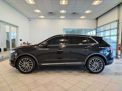Used 2019 Lincoln Nautilus Reserve image 5