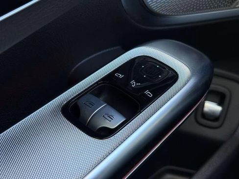 Used 2024 Mercedes-Benz CLE 300 4MATIC Coupe image 17