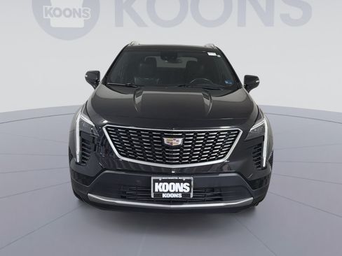 Used 2023 Cadillac XT4 Premium Luxury w/ Technology Package AWD/4WD image 11