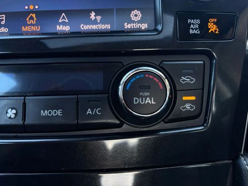 Used 2022 Nissan Maxima Platinum w/ Sport Mat Group image 21