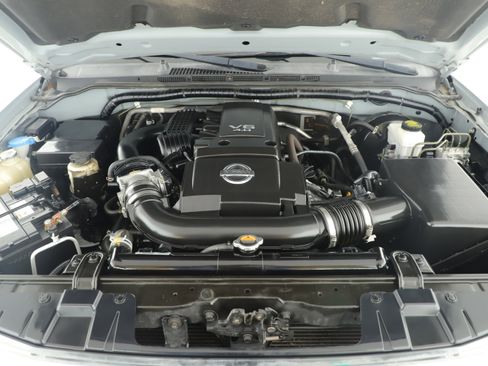 Used 2019 Nissan Frontier SV w/ Value Truck Package image 6