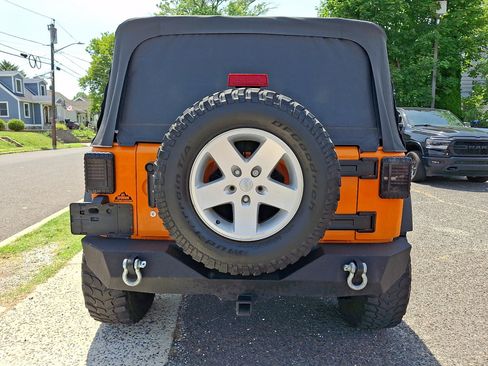 Used 2012 Jeep Wrangler Sport AWD/4WD image 4