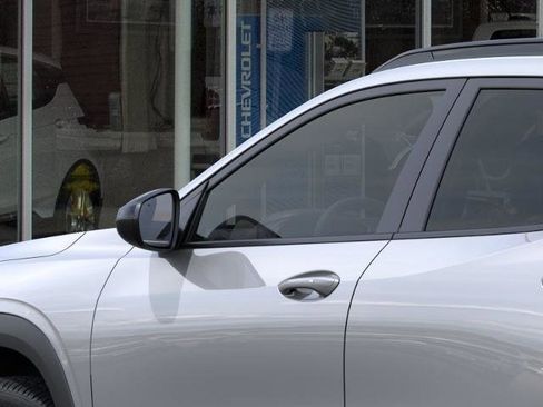 New 2026 Chevrolet Trax RS w/ Sunroof Package FWD image 12