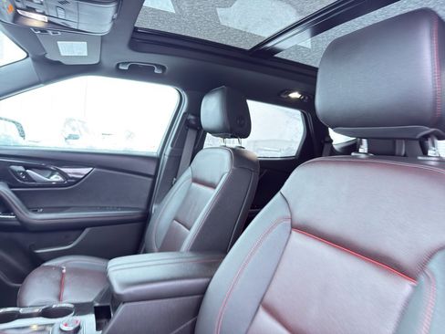 Certified 2022 Chevrolet Blazer RS w/ Enhanced Convenience Package image 25