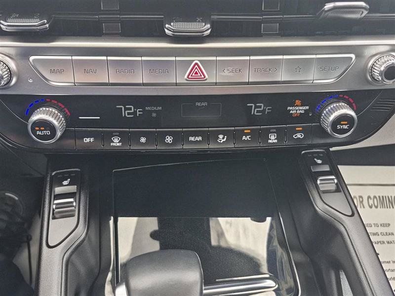 Used 2025 Kia Telluride S AWD/4WD image 22